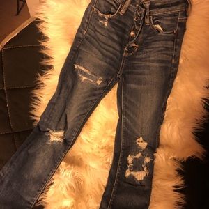 American eagle ripped jeans